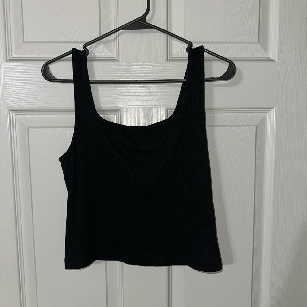 Old Navy Black Women's Crop Top